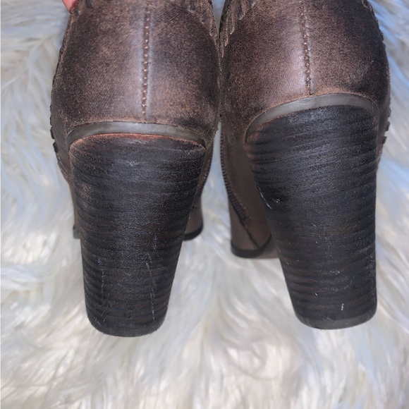 Zipper up Brown suede ankle booties Sz8 heel 3.5” - Picture 6 of 11